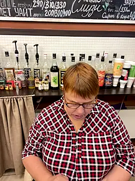 Snapshot of Klio5678 chatting on 12.03.25 Klio5678 online show from 12.03.25