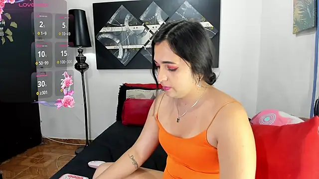 Snapshot of SARAMISHA chatting on 02.23.25 SARAMISHA online show from 02.23.25