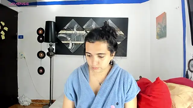 Snapshot of SARAMISHA chatting on 09.13.25 SARAMISHA online show from 09.13.25