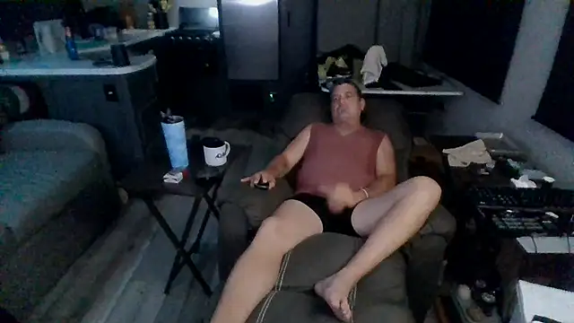 Snapshot of lateniter chatting on 07.18.26 lateniter online show from 07.18.26