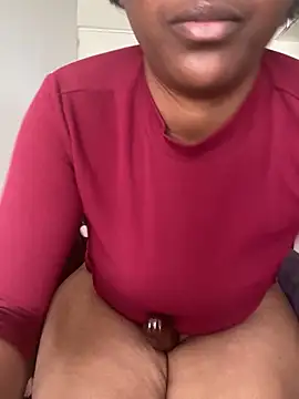 officialkhakes za online show from 10.30.25