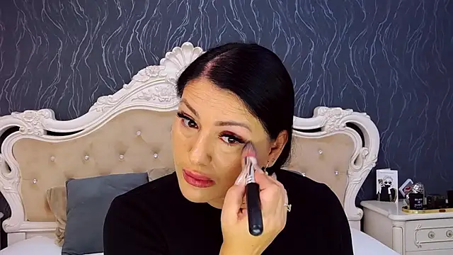 Snapshot of Lauren_Saint chatting on 10.06.25 Lauren Saint online show from 10.06.25