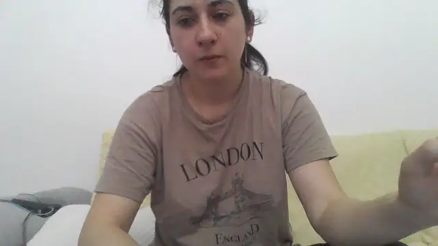 Snapshot of davenmichelle00 chatting on 03.28.26 davenmichelle00 online show from 03.28.26