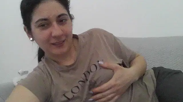 Snapshot of davenmichelle00 chatting on 04.05.26 davenmichelle00 online show from 04.05.26