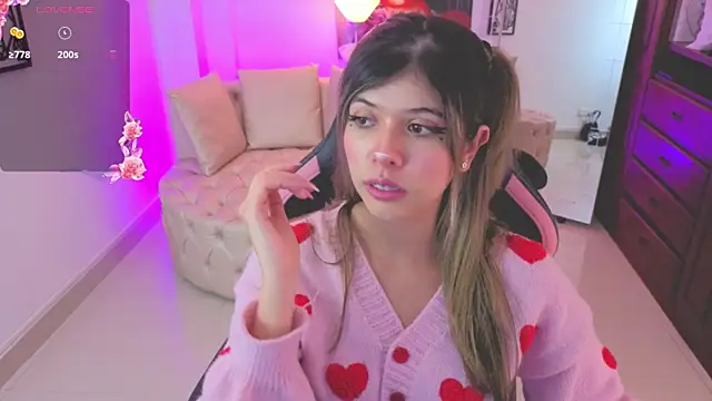 NATAASHA    online show from 11.18.25