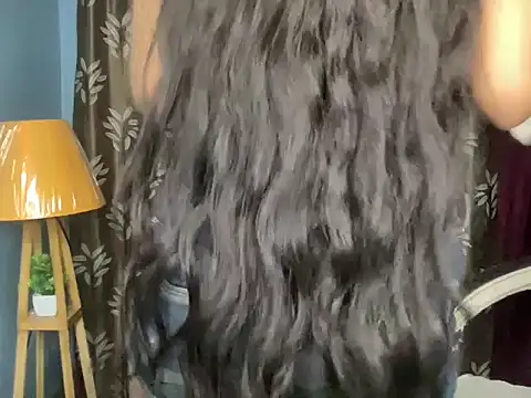 Snapshot of Karnaa_vail chatting on 04.19.26 Karnaa vail online show from 04.19.26