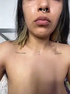 Snapshot of maybelline69 chatting on 03.09.26 maybelline69 online show from 03.09.26