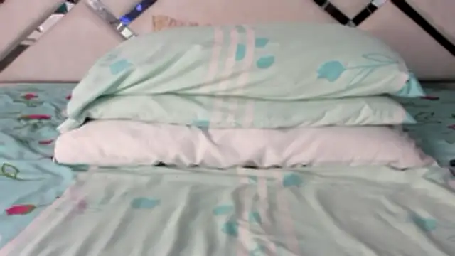 Snapshot of maybelline69 chatting on 04.06.26 maybelline69 online show from 04.06.26