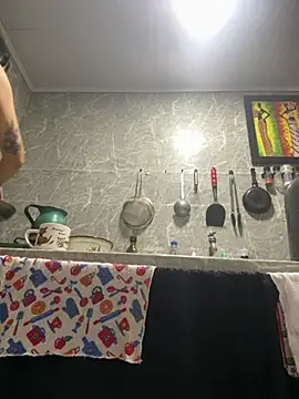 Snapshot of maybelline69 chatting on 04.08.26 maybelline69 online show from 04.08.26