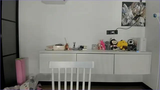 Snapshot of kokyokka_v chatting on 12.15.25 kokyokka v online show from 12.15.25