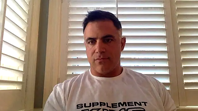 Snapshot of Bad_daddy21 chatting on 10.16.25 Bad daddy21 online show from 10.16.25