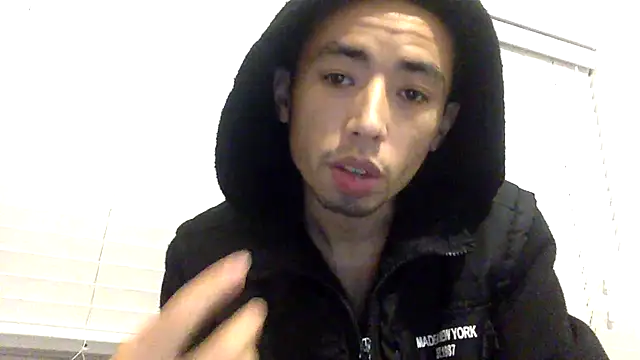 Snapshot of lilboygonewild chatting on 11.15.25 lilboygonewild online show from 11.15.25