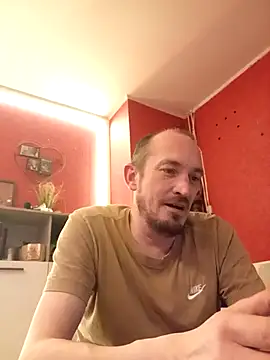 Snapshot of Denislamalice34 chatting on 02.13.26 Denislamalice34 online show from 02.13.26