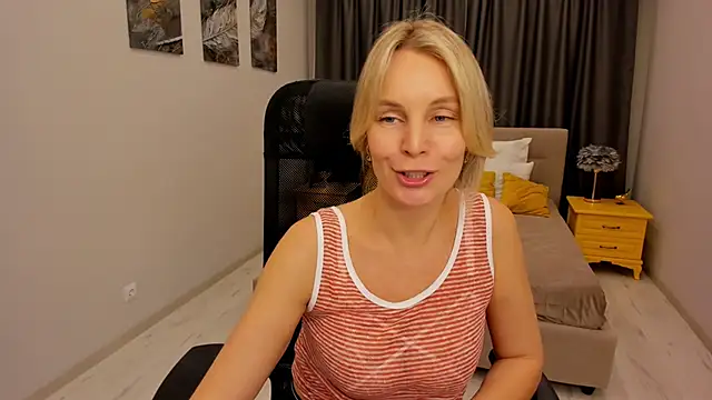 Sinty Devis online show from 03.02.25