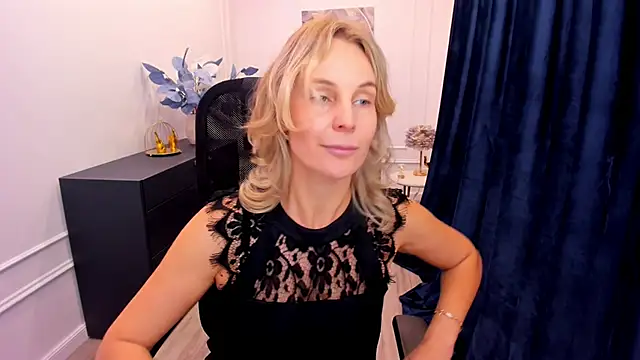 Sinty Devis online show from 09.25.25