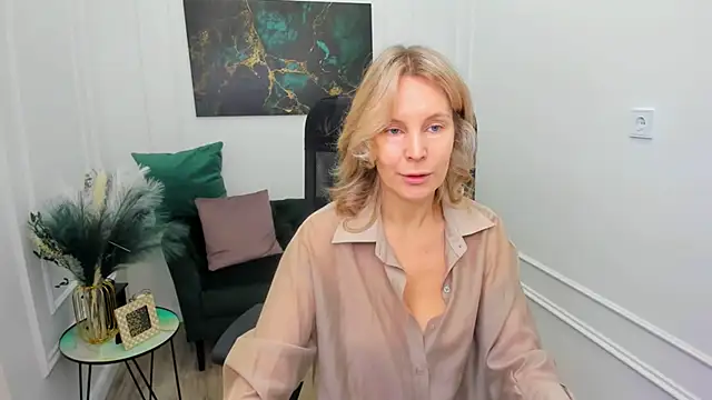 Sinty Devis online show from 04.02.26