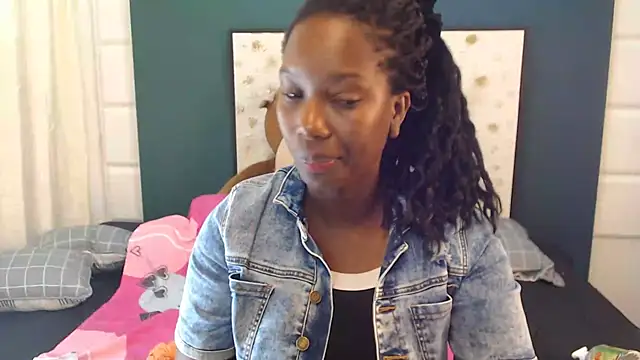 Sara Marks online show from 10.11.25