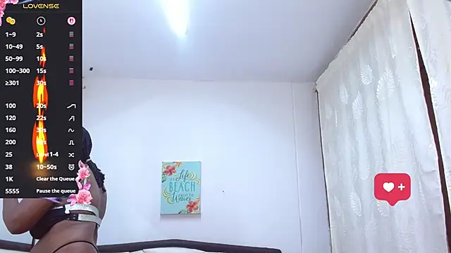 Snapshot of Sara_Marks chatting on 03.04.26 Sara Marks online show from 03.04.26