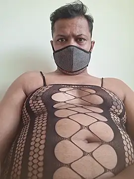 dirtybearr online show from 11.08.25