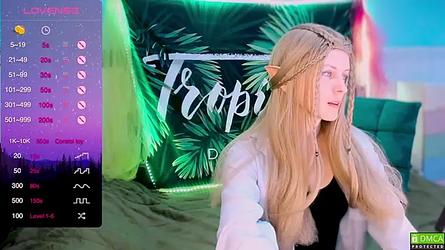 Flash Summer online show from 12.16.24