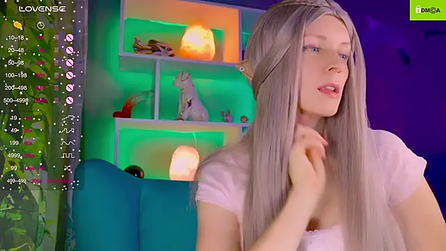 Flash Summer online show from 10.19.25