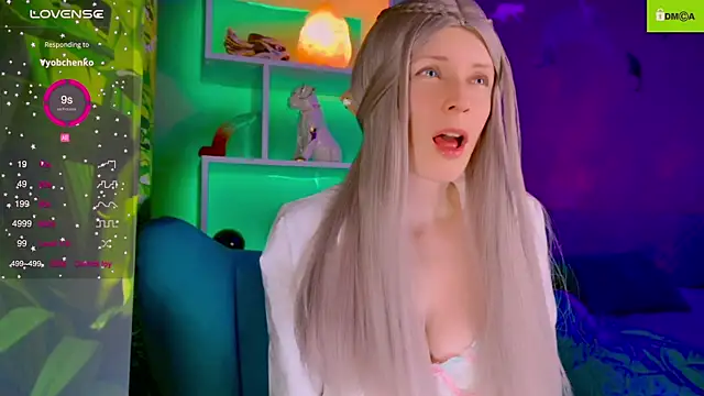 Flash Summer online show from 10.24.25