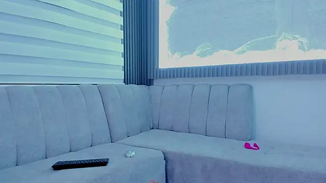 Apolo Bianco  online show from 10.18.25