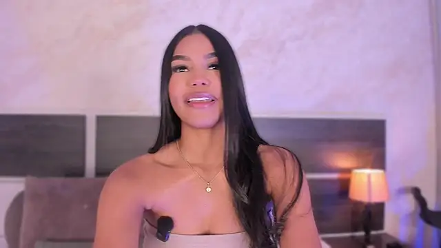 chloe sullivannn online show from 01.12.26