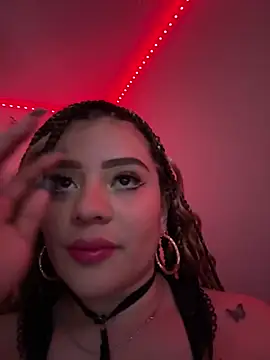 Jullieetta online show from 01.19.25