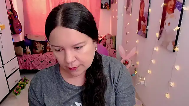 claryssa  online show from 04.12.26