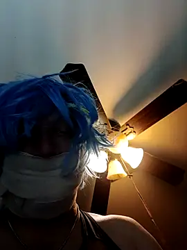 Snapshot of Hugebwc102 chatting on 02.04.25 Hugebwc102 online show from 02.04.25