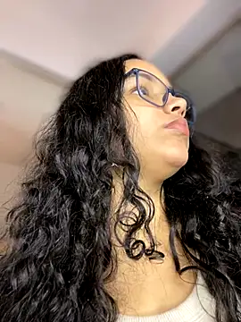 CurlyGirl 1 online show from 12.08.24