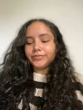 CurlyGirl 1 online show from 12.26.24