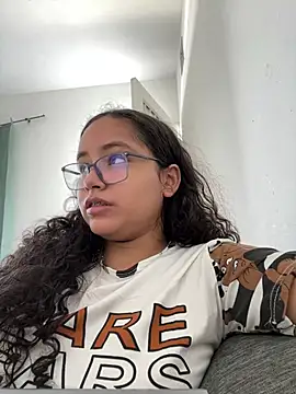 CurlyGirl 1 online show from 01.26.25