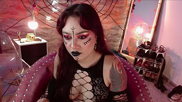 Snapshot of samara_smithh chatting on 10.27.25 samara smithh online show from 10.27.25