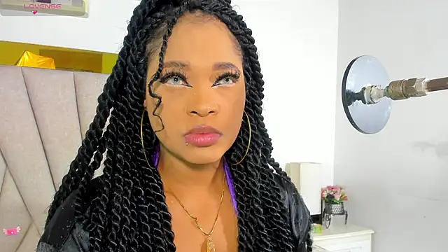 Snapshot of angel_dthroatt chatting on 12.24.24 angel dthroatt online show from 12.24.24