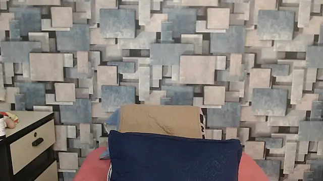 Snapshot of angel_dthroatt chatting on 12.17.25 angel dthroatt online show from 12.17.25