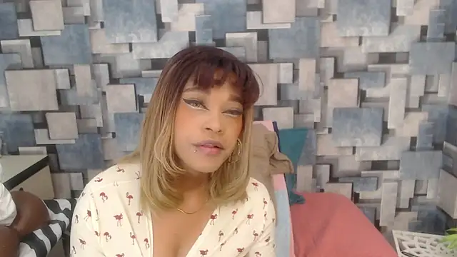 Snapshot of angel_dthroatt chatting on 01.13.26 angel dthroatt online show from 01.13.26