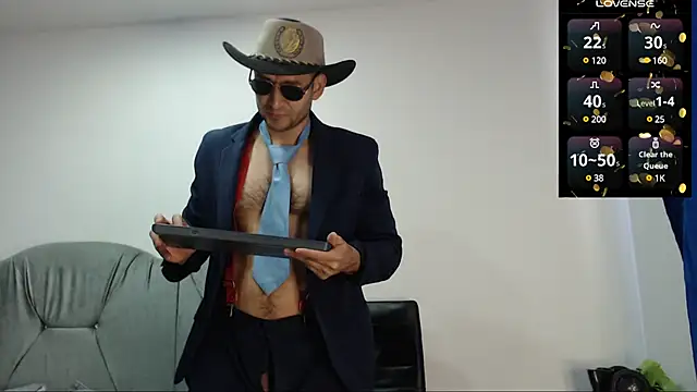 sexy-boy071 online show from 02.14.25