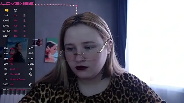 Light Luna online show from 11.21.25