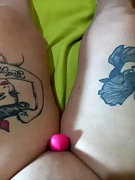 Snapshot of Hotsereia chatting on 02.23.25 Hotsereia online show from 02.23.25