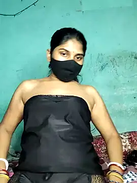 Luv Adite20 online show from 02.04.25