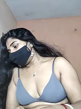 Luv Adite20 online show from 10.07.25