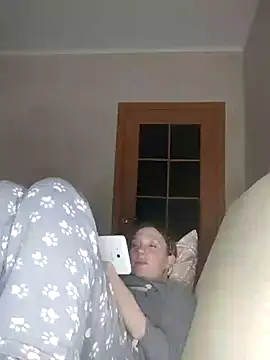 Snapshot of LeraSweet chatting on 12.30.24 LeraSweet online show from 12.30.24