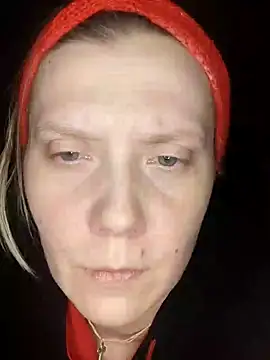 Snapshot of LeraSweet chatting on 02.21.25 LeraSweet online show from 02.21.25