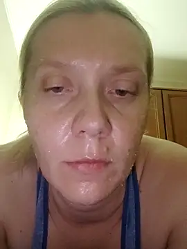 Snapshot of LeraSweet chatting on 09.21.25 LeraSweet online show from 09.21.25