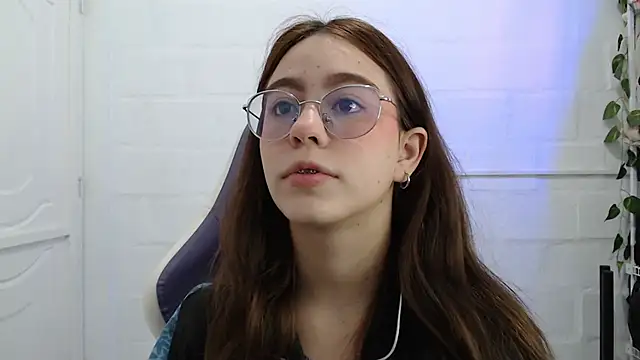 BlairVicent online show from 10.03.25