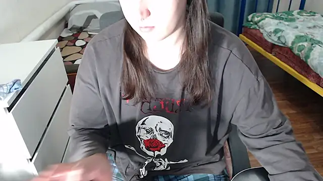 EvaMiron online show from 10.23.25