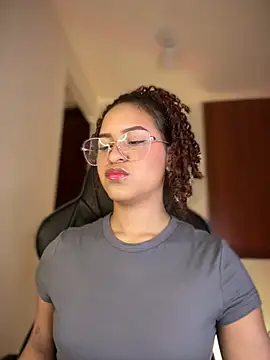 gretta kler1 online show from 01.26.25