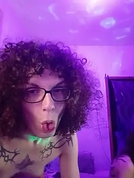 Snapshot of SuccubusTatuada chatting on 02.01.26 SuccubusTatuada online show from 02.01.26